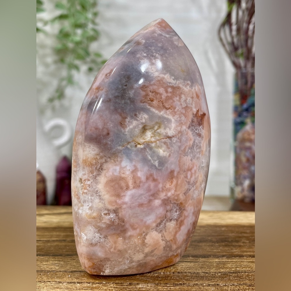 0635 Pink Amethyst Crystal Mountain Carving - Picture 5 of 9